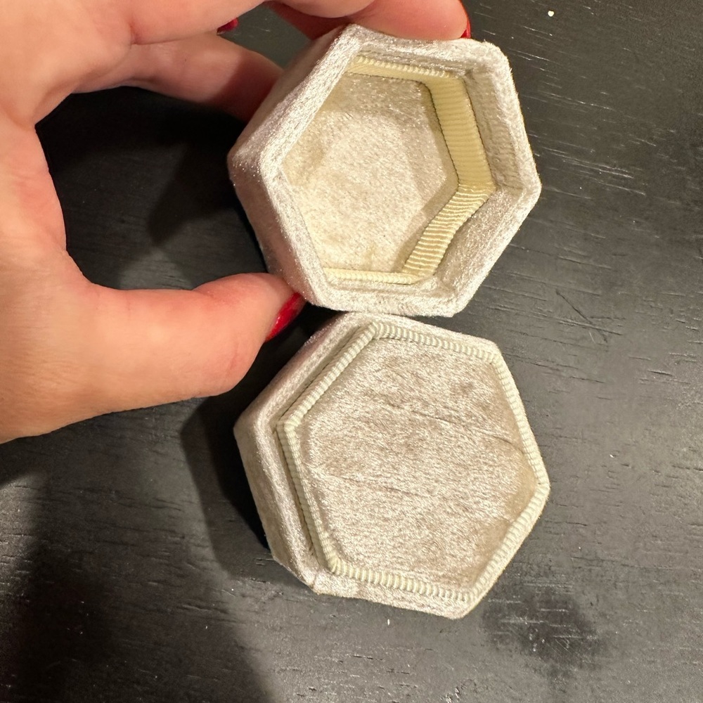 Ring box perfect for wedding photos
